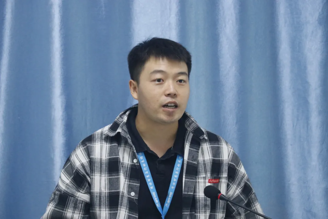小海牛自我介绍